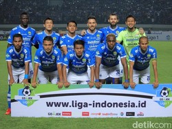 Persib tampil dengan kekuatan penuh saat menjamu Persipura, Sabtu (12/6/2018). Mereka pun menang 2-0. (Foto: Wisma Putra/detikcom)