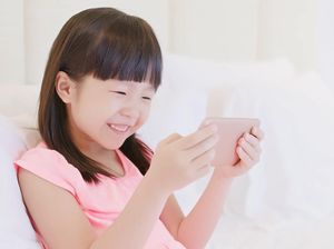 Cara agar Anak Bijak dan Bertanggung Jawab Saat Bermain Medsos