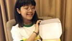 Begini Gaya Cinta Kuya Saat Makan Gultik hingga Burger In-N-Out Burger