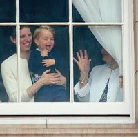 Bertugas untuk membantu mengurus anak-anak kerajaan, Turrion harus tinggal dalam istana kerajaan. Dilansir Cosmopolitan, wanita kelahiran Spanyol itu juga tinggal di tempat yang sama dengan Pangeran Harry dan Megan.  Foto: Dok. Getty Images