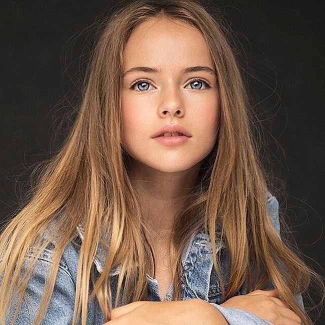 Sampai sekarang, Kristina masih aktif sebagai model. (Foto: Instagram/Kristina Pimenova)