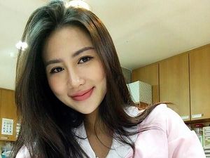 Foto: Liburannya Suster Terseksi Sedunia