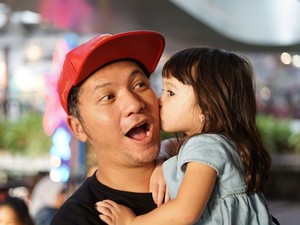Baru Nge-vlog Lagi, Subscriber Gading Marten Uruti Nomor 28 Dunia