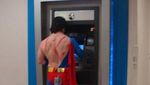 Benar-benar Aneh, Kejadian di ATM Ini Bikin Ngakak