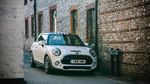 Mobil Inggris untuk Royal Wedding Pangeran Harry dan Megan Markle