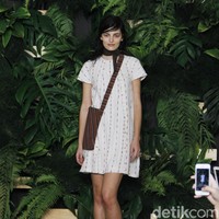 Fashion show Ikat Indonesia by Didiet Maulana yang bertajuk Mentari di Hotel Monopoli, Kemang, Jakarta, Selasa [8/5/2018]. Foto: Mohammad Abduh/Wolipop