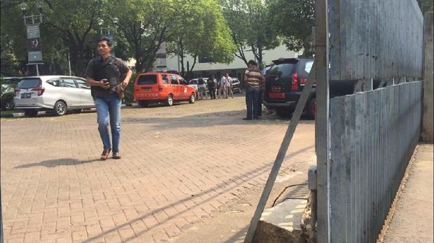 Polisi cek informasi soal benda mencurigakan di Gereja Paroki Santa Ana Duren Sawit