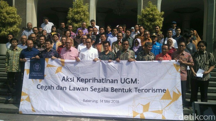 Kecam Bom Surabaya, UGM Siap Bantu Tenaga Ahli Tangani Korban