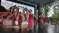 Tarian Indonesia dibawakan mahasiswi Bulgaria (dok KBRI Sofia)