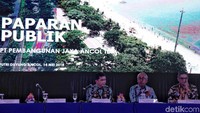 Jajaran direksi memaparkan kinerja PT Pembangunan Jaya Ancol Tbk sepanjang 2017.