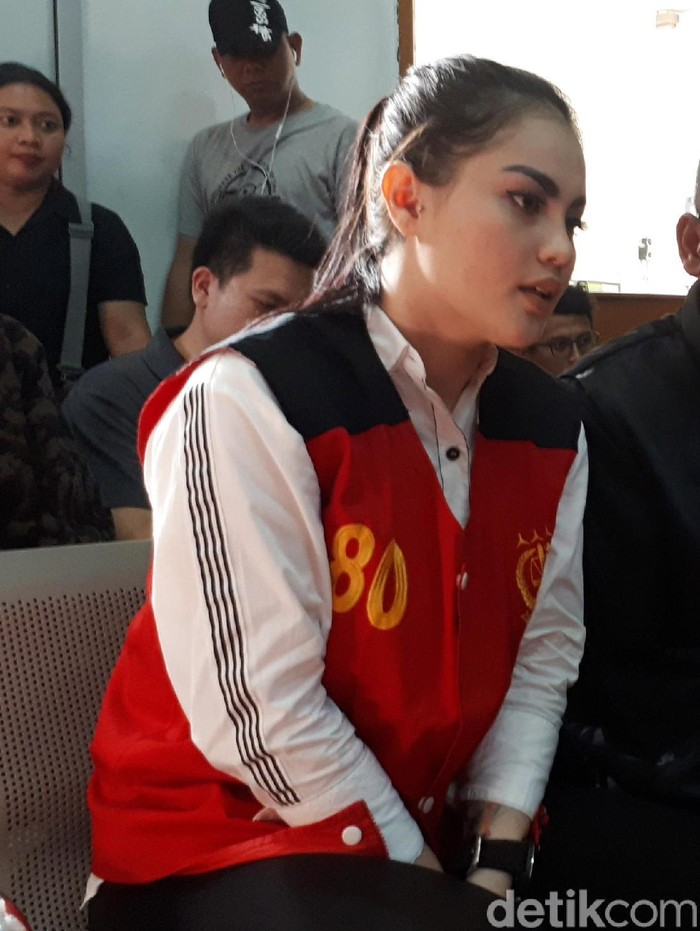 Terkuak, Jennifer Dunn Buru-buru Buang Bong karena Takut dengan Haris