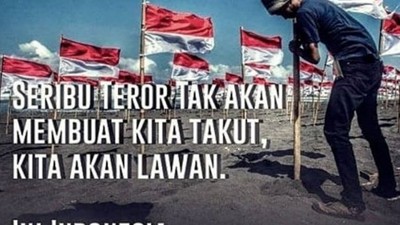 Gambar Pengobar Semangat Lawan Teroris Banjir di Medsos