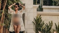 Ryan Delon pun mengabadikan momen kehamilan sang istri tersebut di Bali. (Dok. Instagram/tail_wagging)
