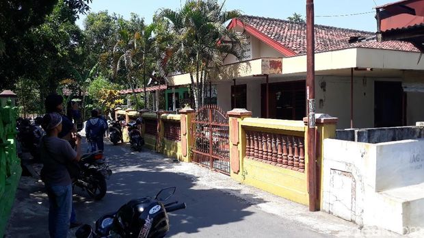 Rumah Pelaku Bom Rusunawa Asal Magetan/