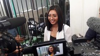 Liza Elly kini tengah menjalani proses cerainya dengan pesinetron Nicky Tirta. Foto: Desi Puspasari