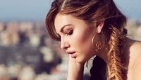 Meski sudah remaja, gelar gadis cilik tercantik di dunia tetap melekat di Thylane Blondeau. (Dok. Instagram/thylaneblondeau)