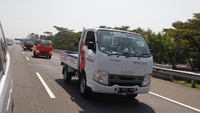 Perjalanan kali ini diawali dari kantor pusat PT Isuzu Astra Motor Indonesia di Sunter Jakarta Utara menuju kawasan Puncak, Bogor Jawa Barat. Dengan rute perjalanan Sunter- Rest area Sentul - Pasar Suryakencana / Pusat Grosir Bogor - SPBU Ciawi - Rumah Makan Melrimba Puncak Bogor. Foto: dok Isuzu