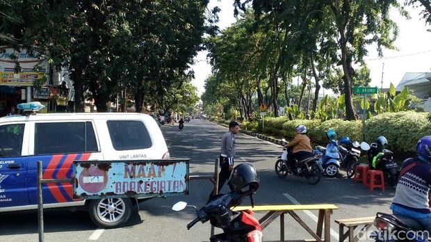 Jalan ke Gereja Pantekosta Masih Ditutup/