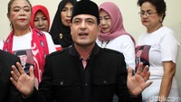 Sam Aliano mendeklarasikan diri sebagai Cawapres 2019.
