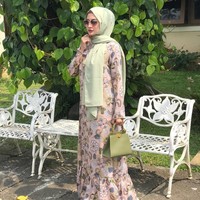 Tak hanya disebut mirip artis turki, bintang sinetron Jin dan Jun ini juga disebut mirip aktris India Katrina Kaif hingga Kendal Jenner. Foto: Instagram Natalie Sarah