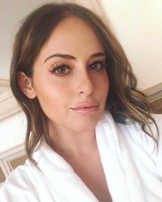 Sebelumnya wanita 24 tahun tersebut sempat berpacaran dengan pria kaya lainnya yakni Sean Radd yang merupakan CEO Tinder. Foto: Instagram @alexakdell