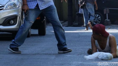 Polisi Periksa Sejumlah Warga Pasca Bom Polrestabes Surabaya