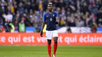Iniesta akan ditemani oleh gelandang Prancis dan Manchester United, Paul Pogba. Foto: Aurelien Meunier/Getty Images