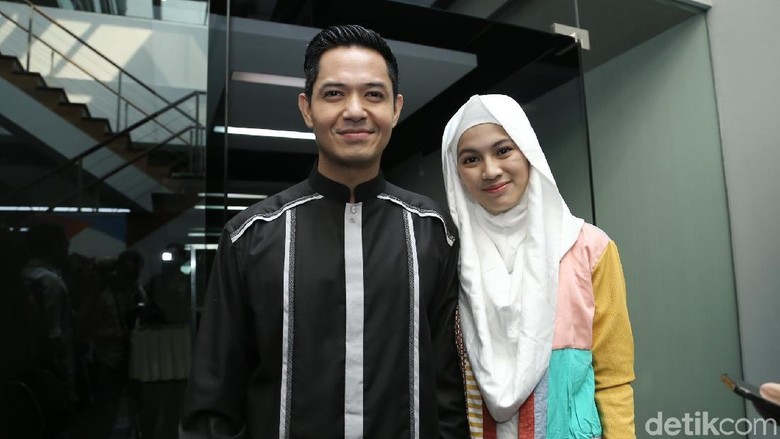 Dude Harlino Tak Rencanakan Mudik Saat Lebaran Dude Harlino Tak Rencanakan Mudik Saat Lebaran