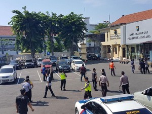Bom Bunuh Diri di Mapolrestabes dan Penangkapan Terduga Teroris