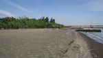 Foto: 5 Pantai Berpasir Hitam Nan Cantik di Indonesia
