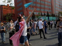 Warga Rusia Demo Pemblokiran Telegram