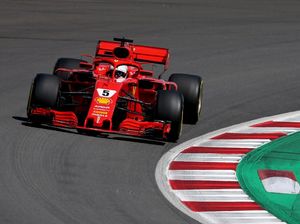 Dua Kali Masuk Pit, Vettel Ada Masalah Apa?