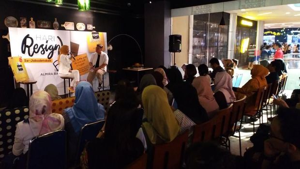 Novel 'Resign!' Capai Cetakan ke-5