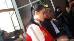 Terungkap, Ada Tato Tengkorak di Balik Telinga Jennifer Dunn
