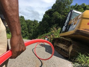 Sulitnya Bangun Internet di Papua, Dikawal TNI Seperti Mau Perang