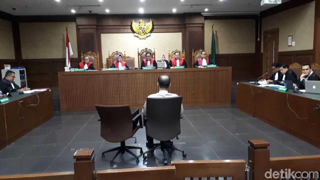 Sjamsul Nursalim Diperkaya Rp 4,58 Triliun dari Skandal BLBI Sjamsul Nursalim Diperkaya Rp 4 ,58 Triliun dari Skandal BLBI