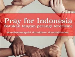 Gambar Pengobar Semangat Lawan Teroris Banjir di Medsos