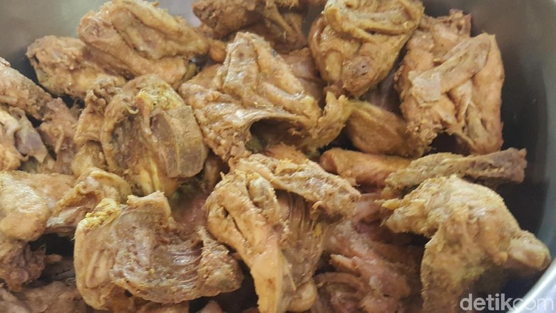 3 Resep Ayam Ungkep Paling Sedap untuk Stok Lauk Sahur 3 Resep Ayam Ungkep Paling Sedap untuk Stok Lauk Sahur
