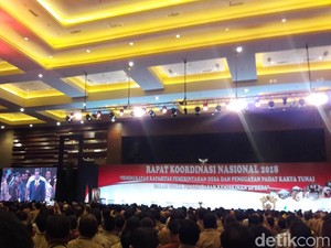 Jokowi Hadiri Rakornas Pemerintahan Desa di Kemayoran