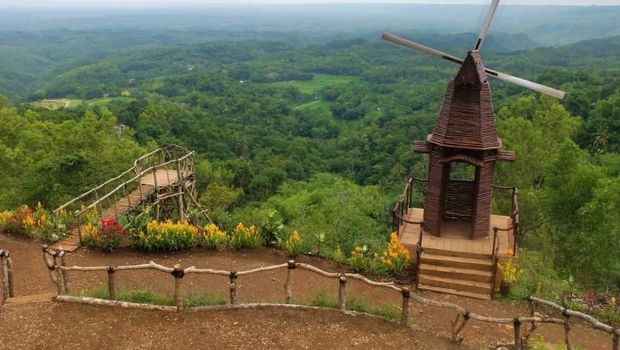 Wisata Seribu Batu Songgo Langit