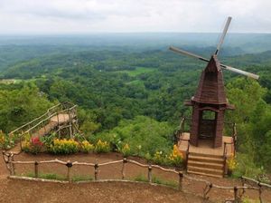 Seribu Batu Songgo Langit Jogja: Harga Tiket, Daya Tarik-Rute Perjalanan