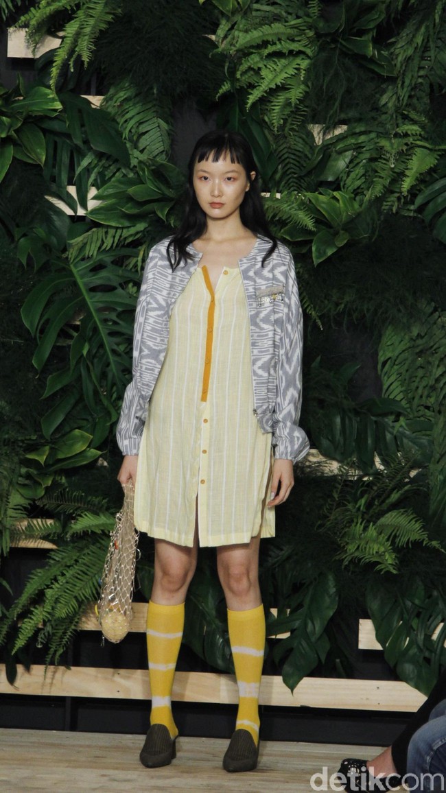 Fashion show Ikat Indonesia by Didiet Maulana yang bertajuk Mentari di Hotel Monopoli, Kemang, Jakarta, Selasa [8/5/2018]. Foto: Mohammad Abduh/Wolipop