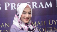 Sudah nggak sabar lihat penampilan Erra di Karimah ya? Pool/Noel/detikFoto.