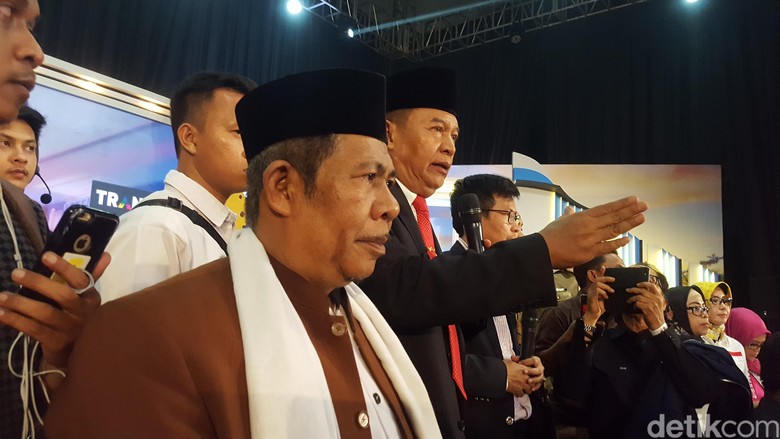 Kaus #2019GantiPresiden Bikin Ribut, Hasanuddin Tenangkan Pendukung Kaus #2019GantiPresiden Bikin Ribut, Hasanuddin Tenangkan Pendukung