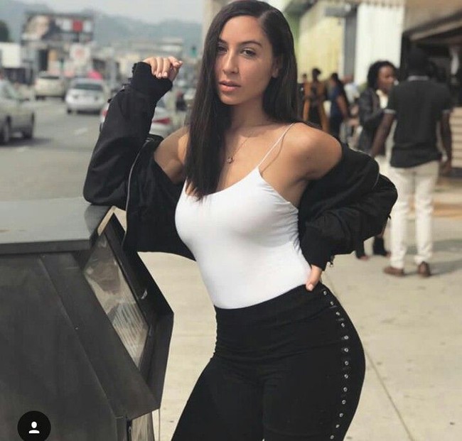 Wanita 25 tahun itu tetap menjalani dunia dance twerking di media sosial Vine. Ia pun menjadi begitu terkenal. Foto: dok. Instagram