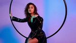 13 Transformasi Prilly Latuconsina Makin Cantik Segudang Prestasi
