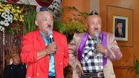 Gogon mempunyai adik yang juga pelawak yakni Gogin, ia wafat lebih dulu yaitu pada September 2017 lalu. (Dok. Instagram/nova_gogonjunior)