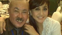 Gogon juga tampak sering mengunggah fotonya bersama selebriti lainnya seperti Paramitha Rusady. (Dok. Instagram/srimulat_gogon)