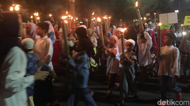 7400 Koleksi Contoh Surat Undangan Acara Pawai Obor Gratis 7400 Koleksi Contoh Surat Undangan Acara Pawai Obor Gratis