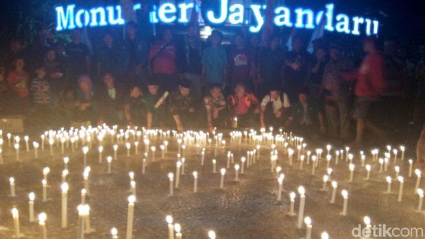 Nyala Lilin Suporter hingga Ormas di Sidoarjo Kutuk Aksi Teror